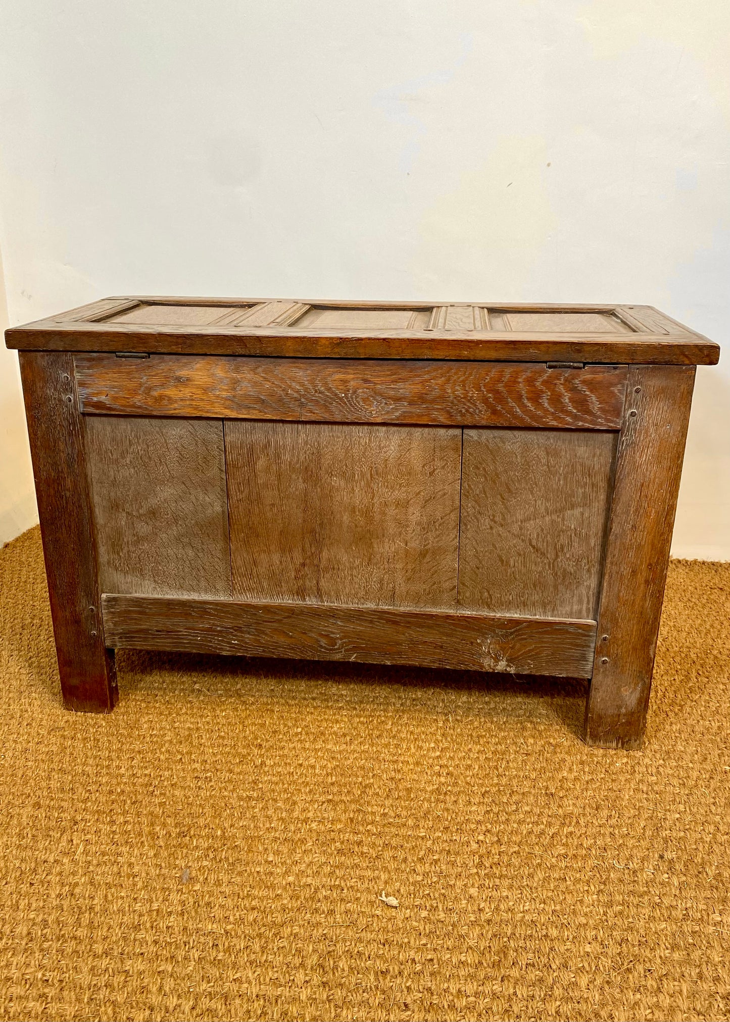 Small Oak Coffer - with key and working lock