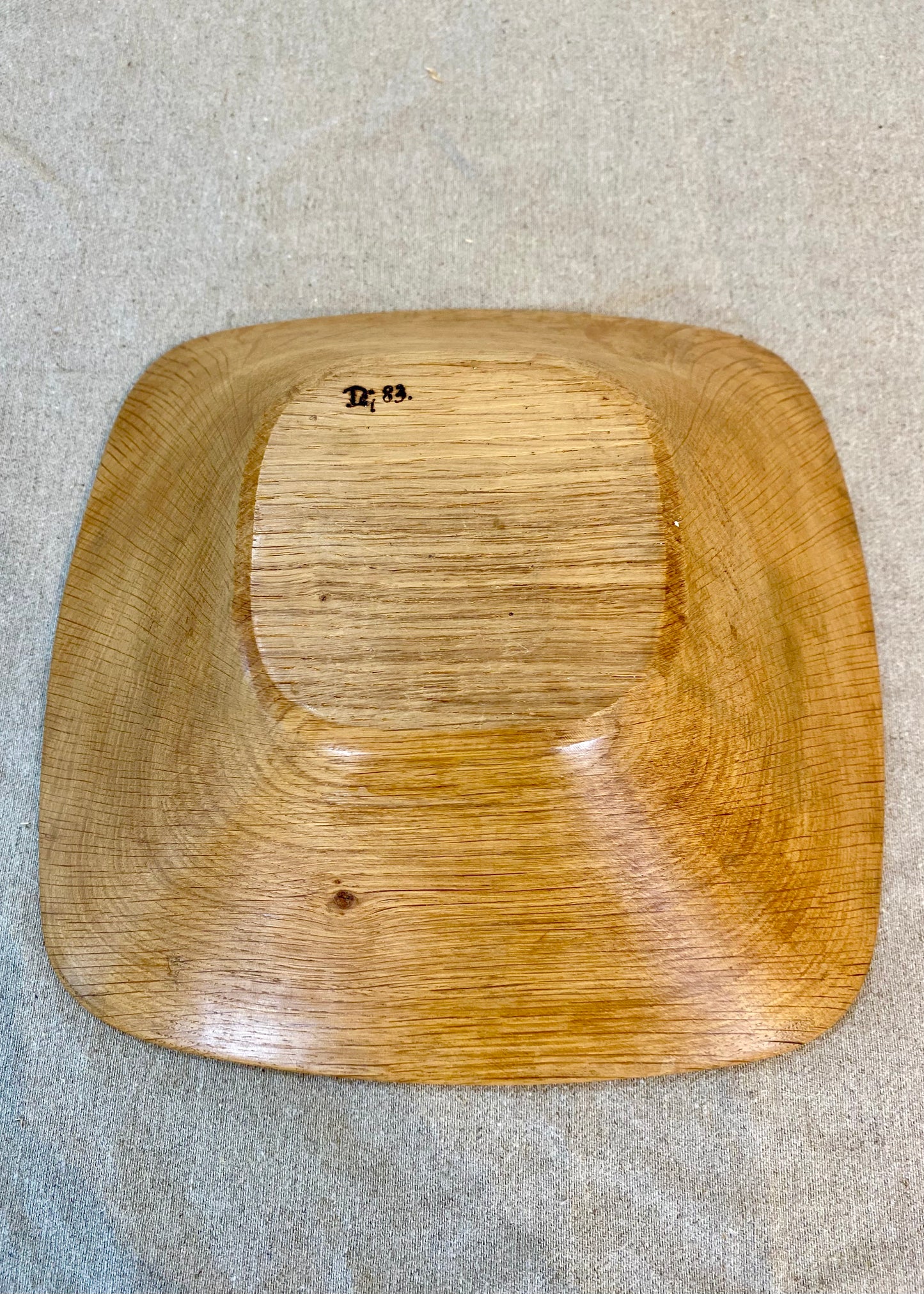 Oak Fruit Bowl