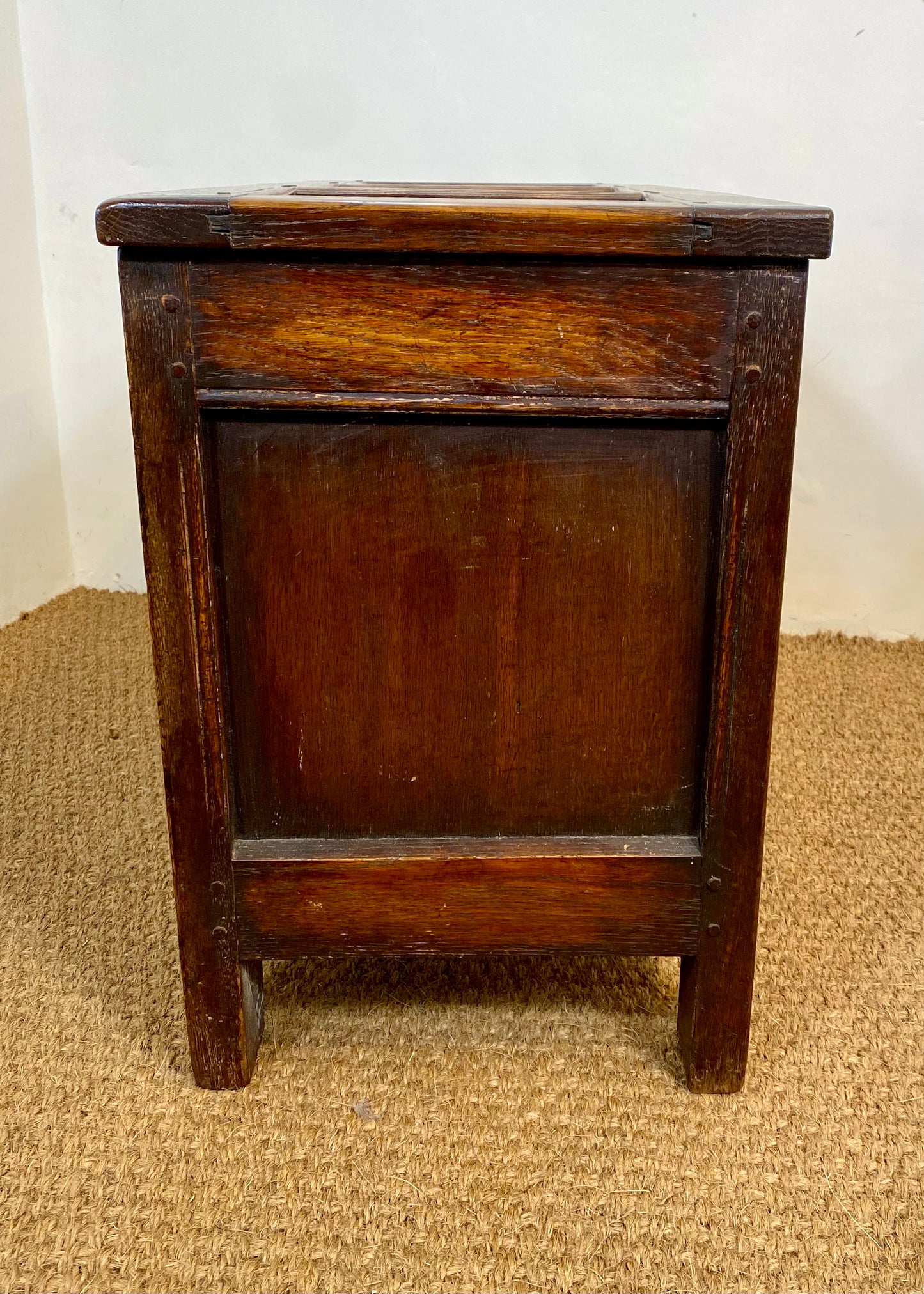 Small Oak Coffer - with key and working lock