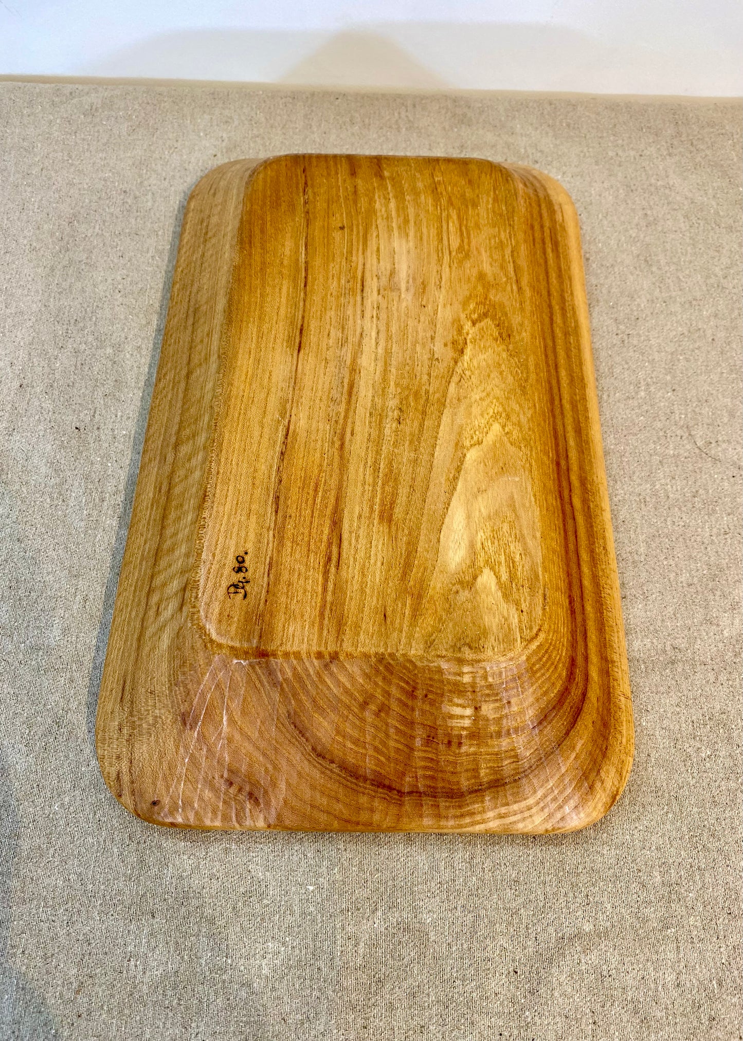 Oak wood carved bowl