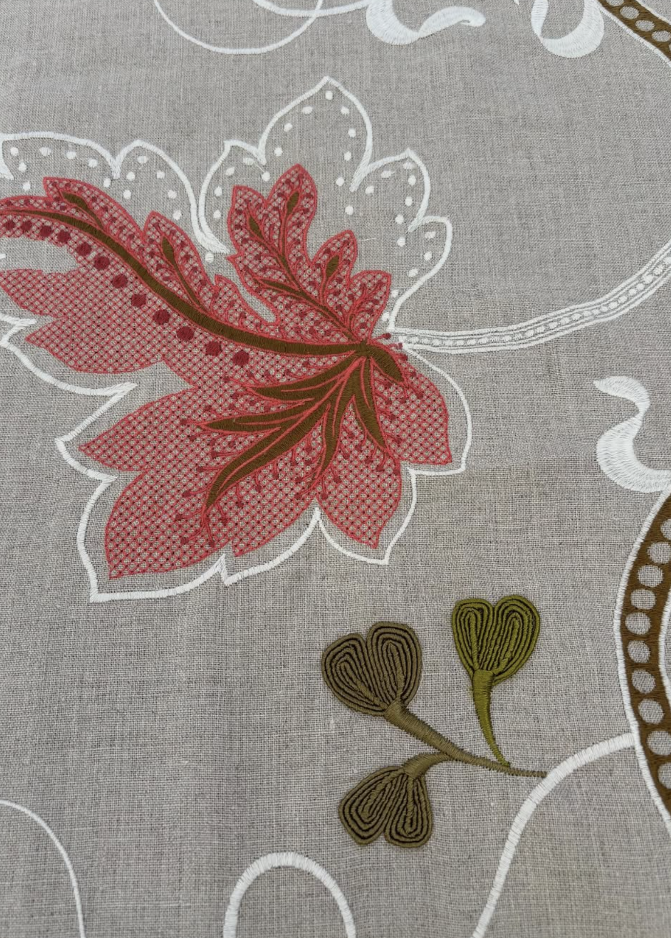 Colefax and Fowler - Kashmir Leaf