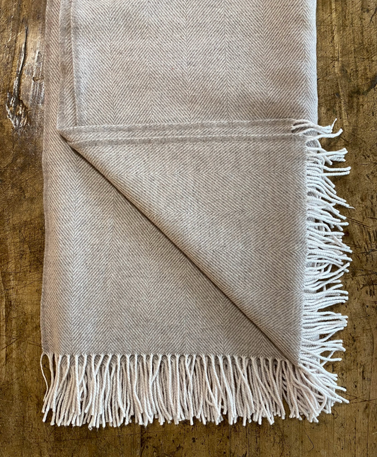 Lambswool Blanket Herringbone Soft Pink
