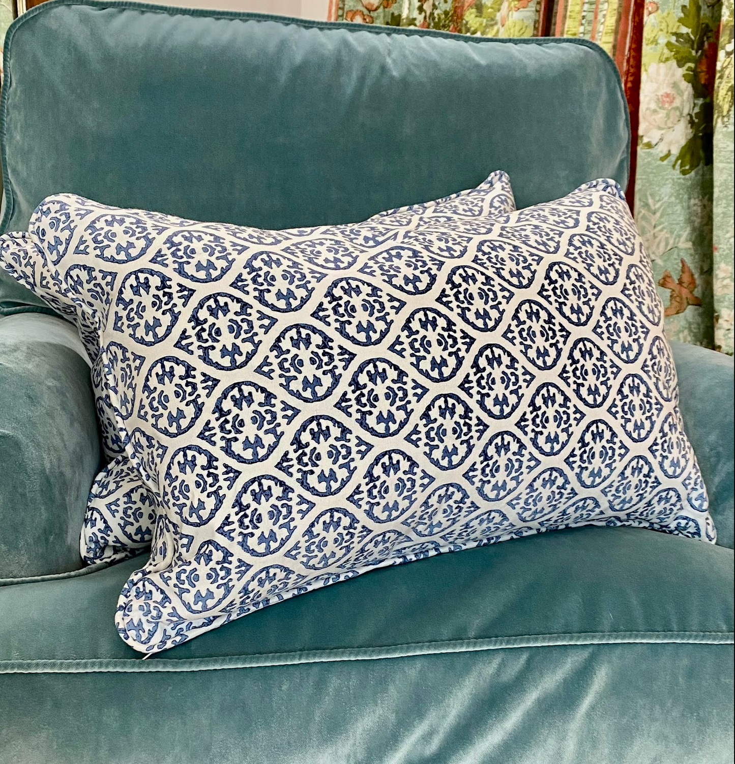 Jane Churchill - Elphin Cushions
