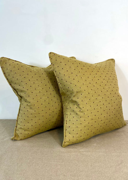 Green/Purple Woven Dobby Piped Cushion