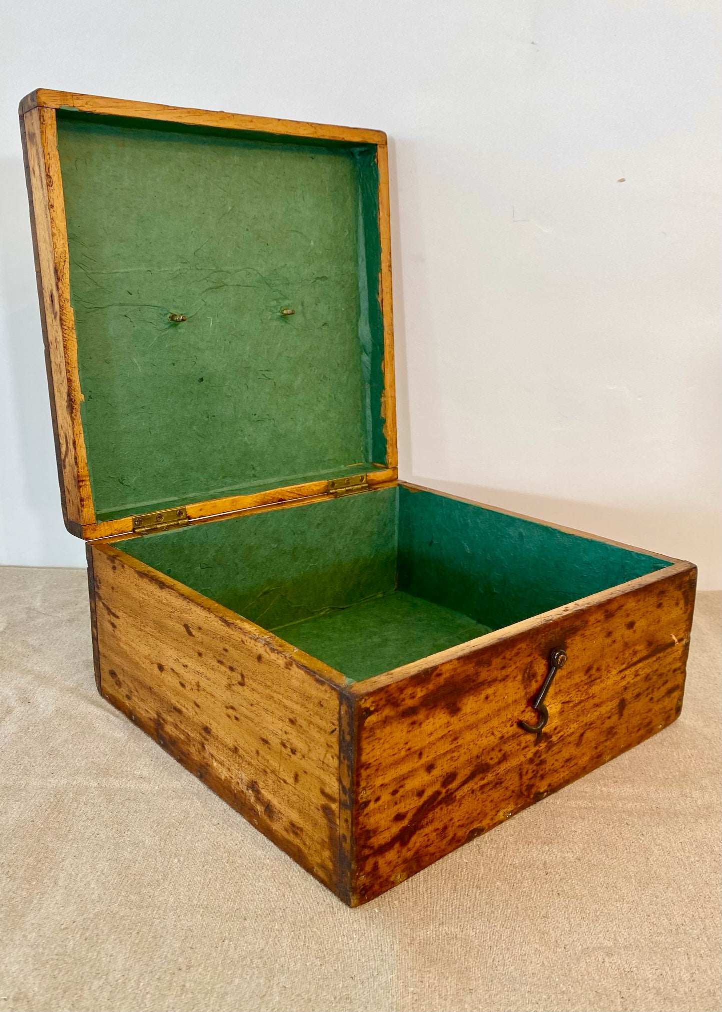 Georgian Document Box