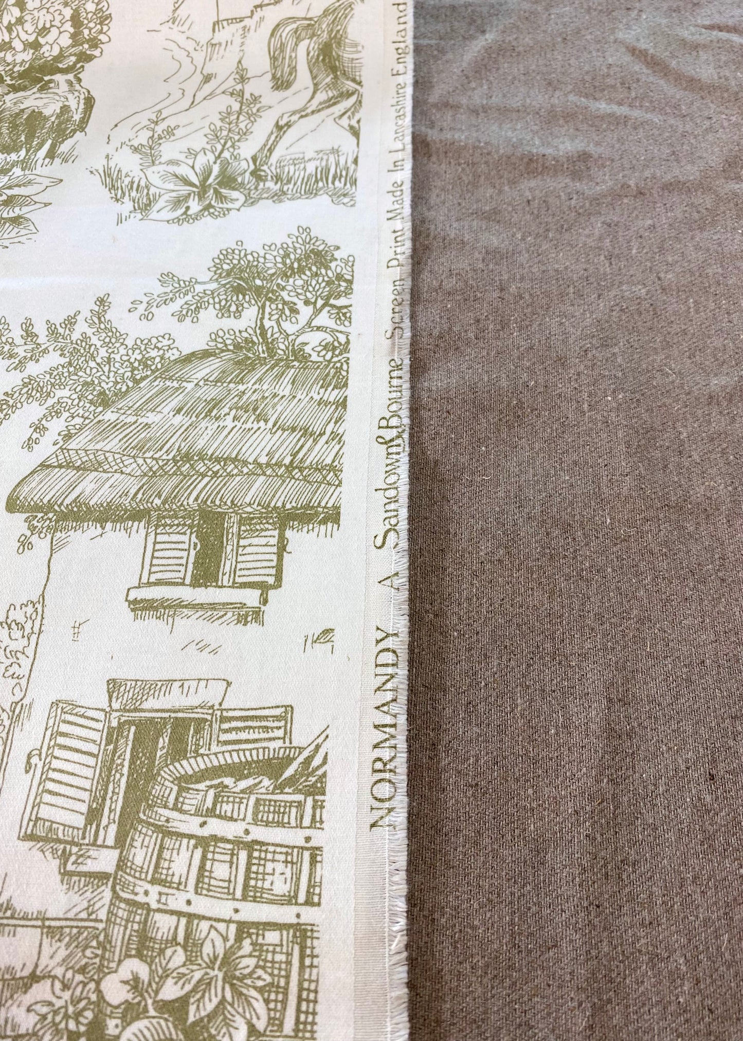 Large Remnant Green and Cream Toile