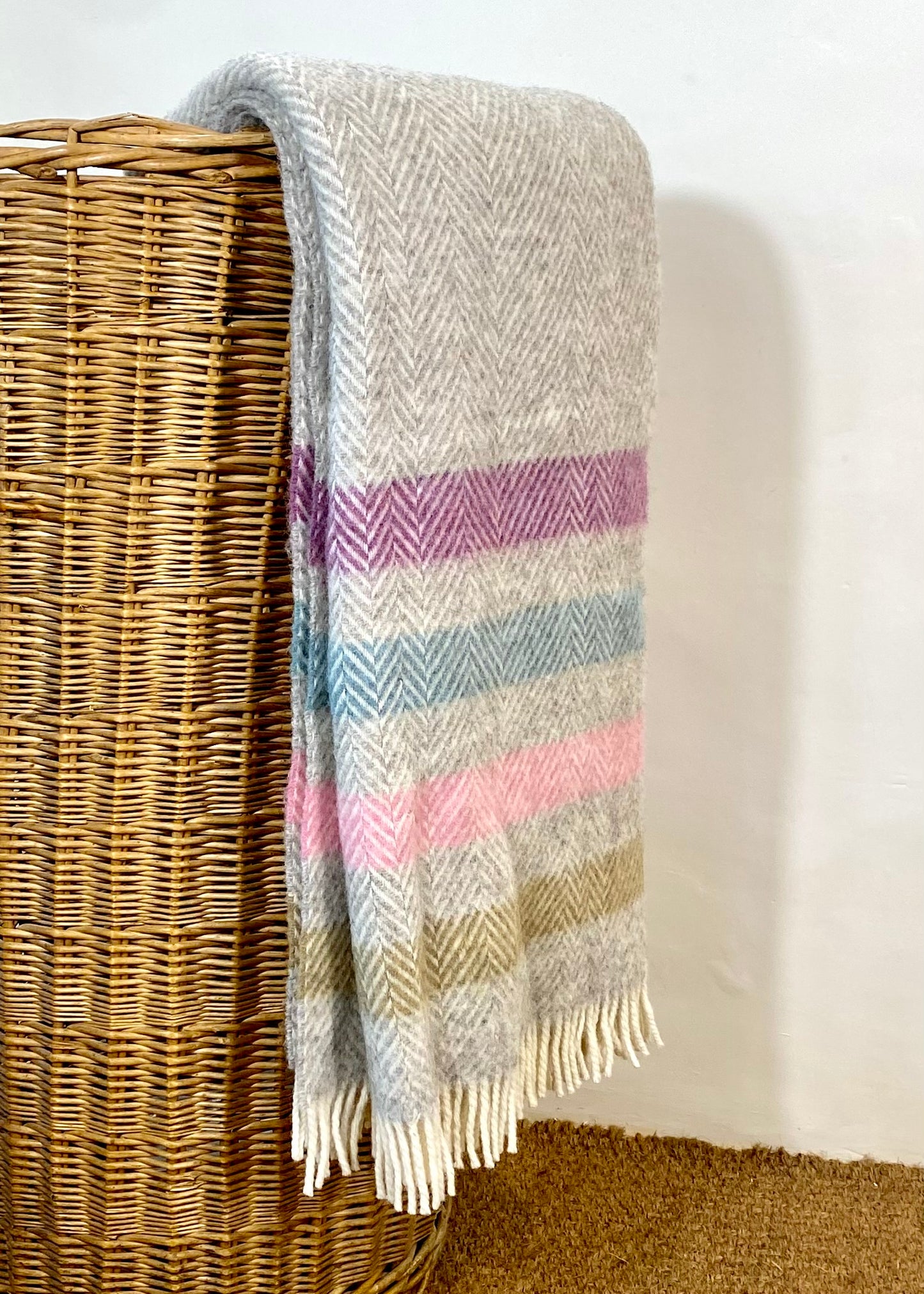 Wool Blanket - Grey Ground