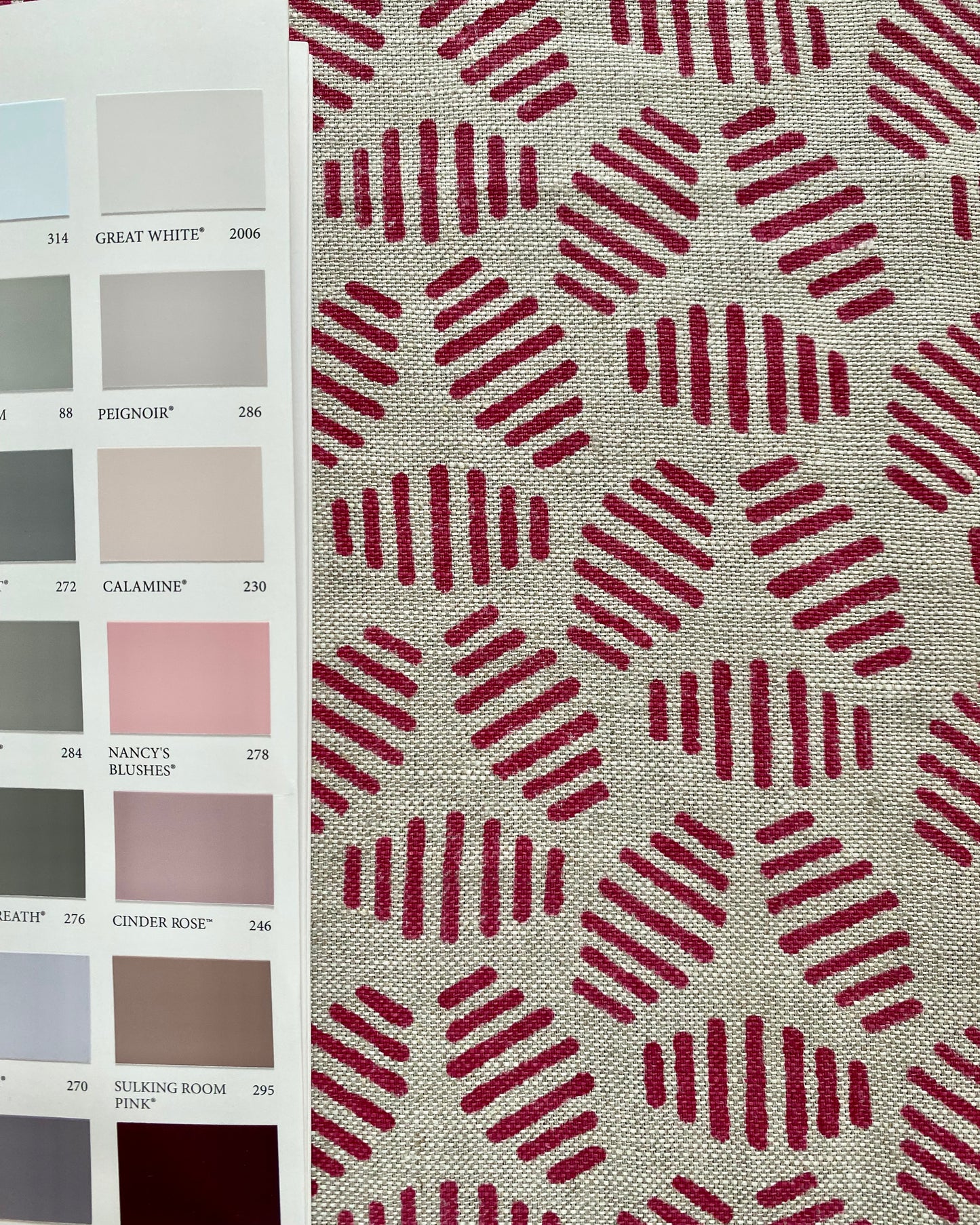 Baker Lifestyle - Bumble Bee Fuchsia