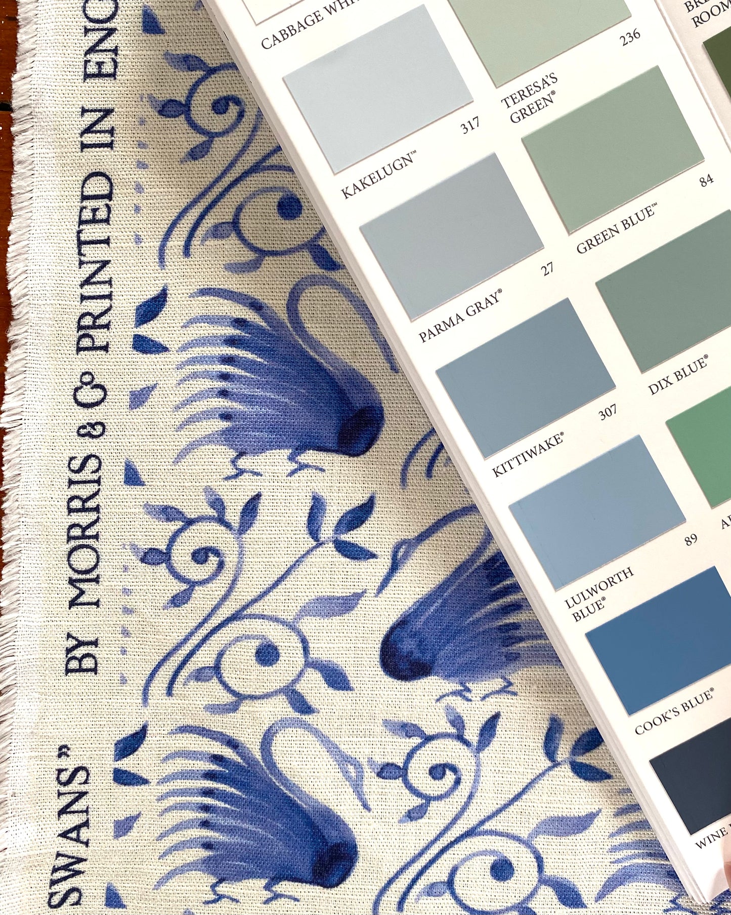 Sanderson - Swans Delft Blue