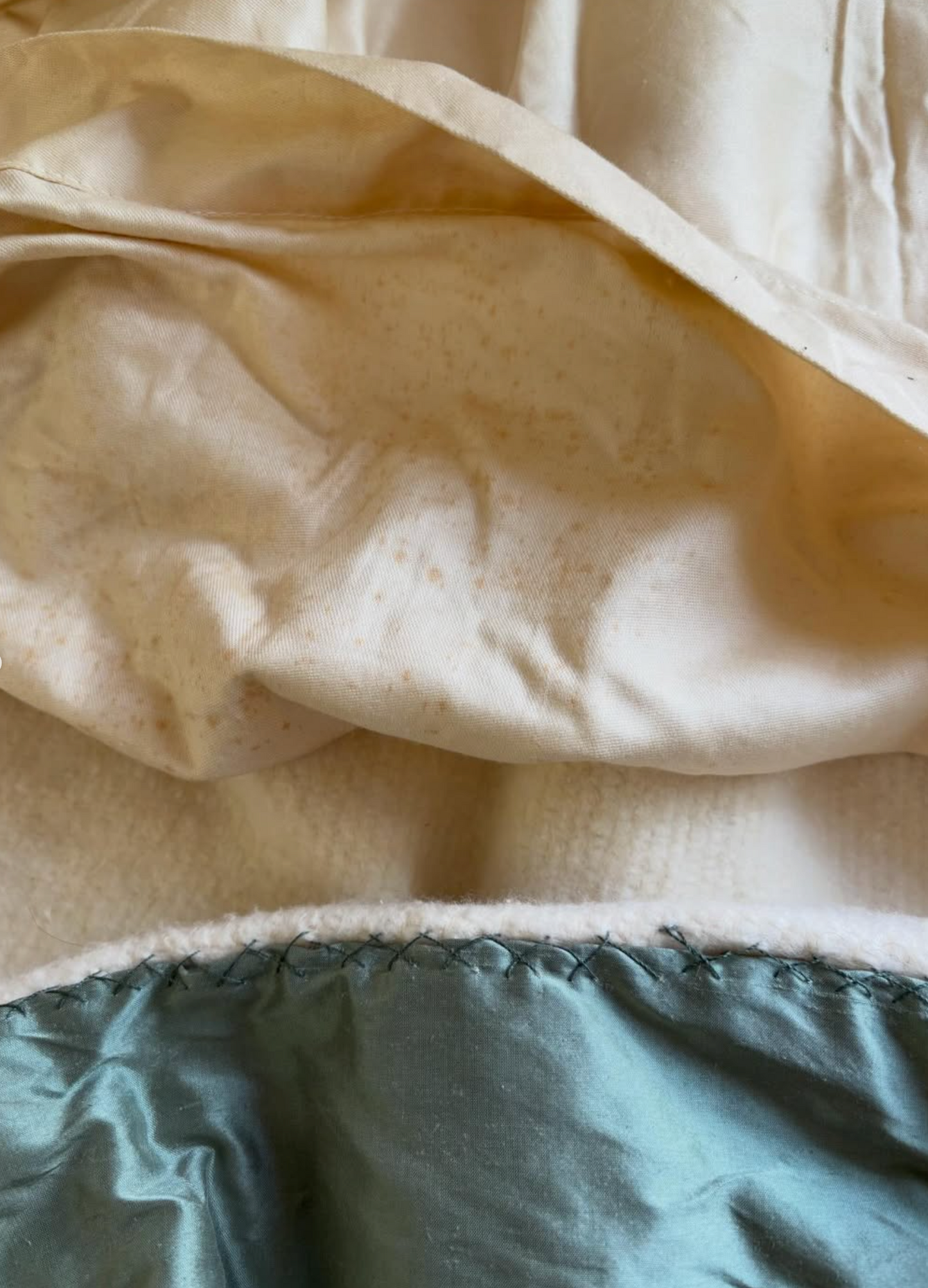 Vintage - Green Silk / Silk Mix